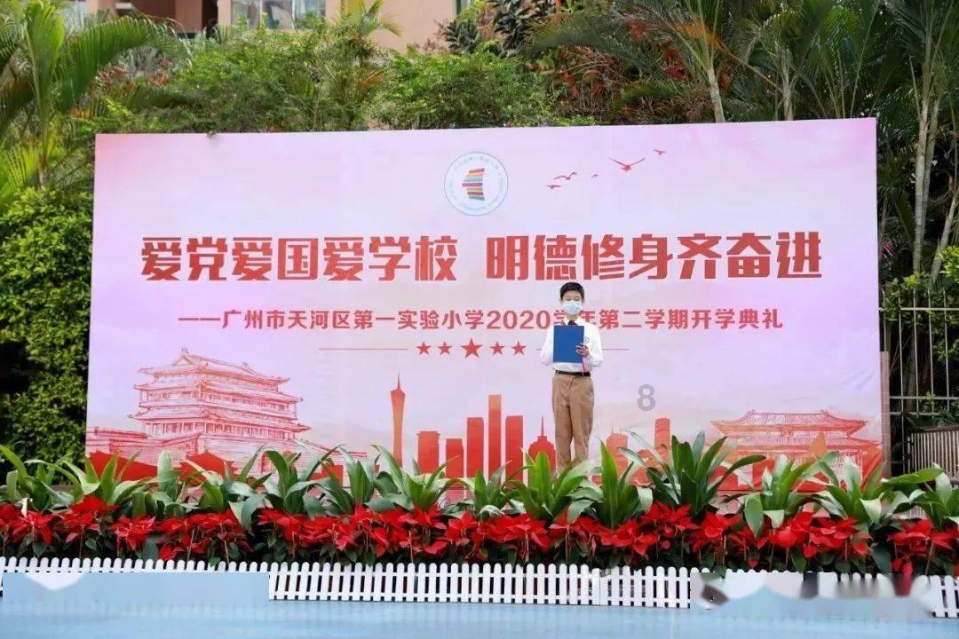 照顾小兔宝宝